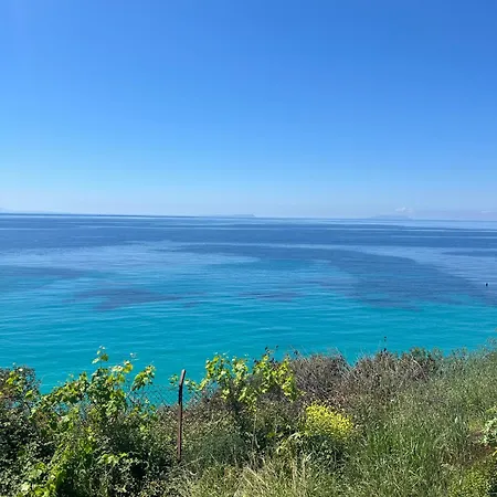 Hotel Comfort Himare