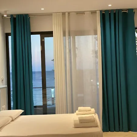 Szálloda Comfort Himara