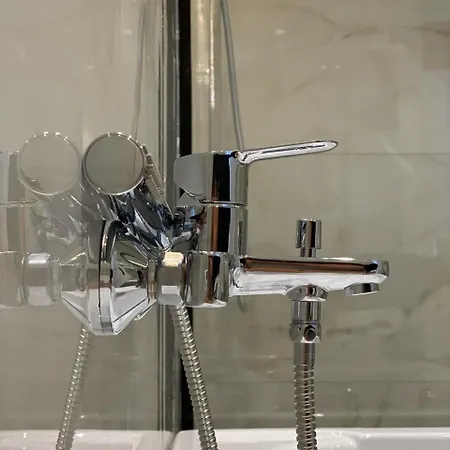 Comfort Szálloda Himara