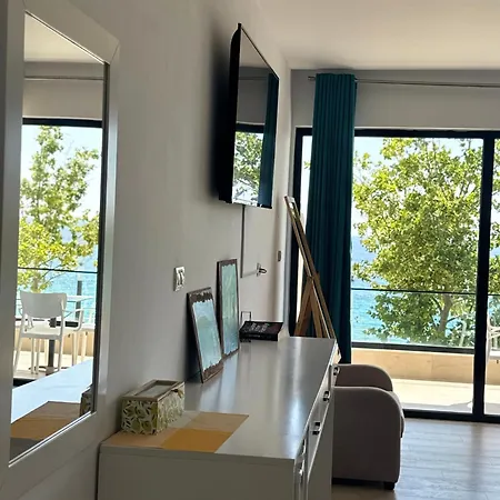 Comfort Hotel Himare