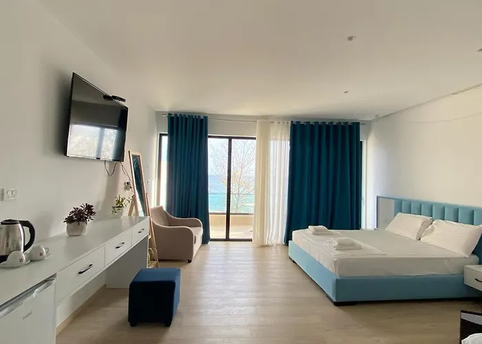 Hotel Comfort Himare