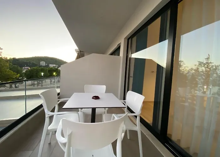 Comfort * Himare